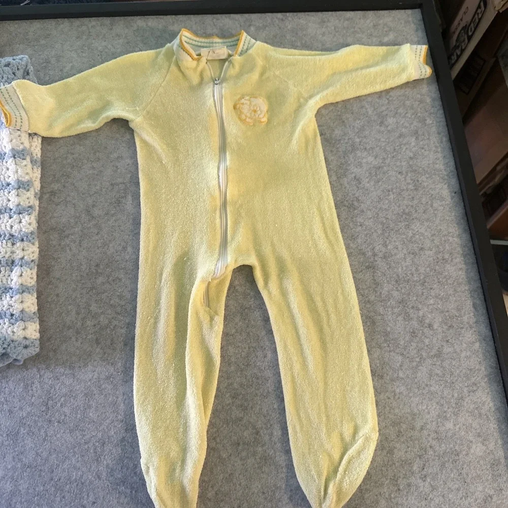 Vintage JC Toys Baby Doll Care Set Clear Bag/backpack With 4 Baby PJ's & Blanket